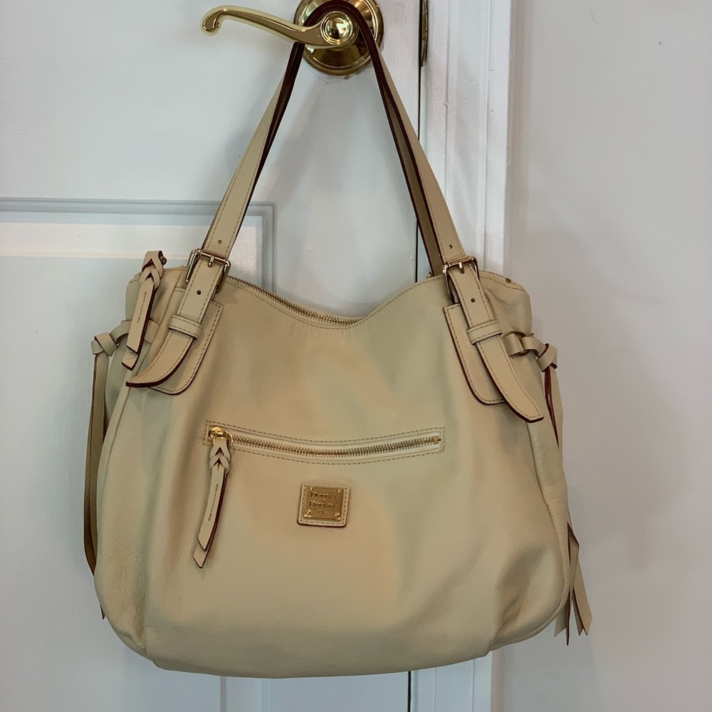 Dooney & Bourke bag
